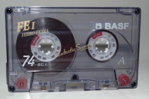 除湿機で音静かに使えるコンパクトな家電はどれ？