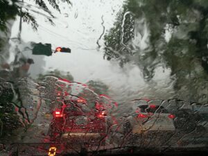 除湿機を使った梅雨の湿気対策におすすめのグッズ比較は？